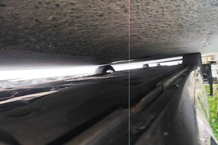 Used Audi A6L 2023 Revised 40 TFSI Luxury Dynamic Edition Left Side Sill