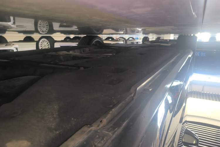 Used Audi A6L 2023 Revised Edition 45 TFSI quattro Prestige Dynamic Version Left Side Sill