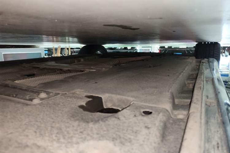 Used Audi A6L 2023 Revised 40 TFSI Luxury Dynamic Edition Left Side Sill