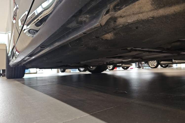 Used Audi A6L 2023 45 TFSI Prestige Dynamic Edition Left Side Sill