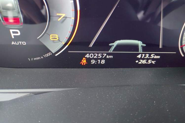 Used Audi A6L 2023 Revised Edition 45 TFSI quattro Prestige Dynamic Version Odometer Close Up