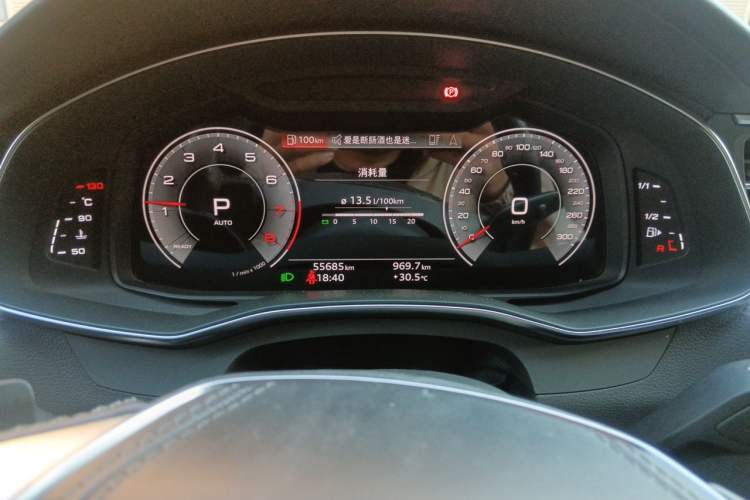 Used Audi A6L 2023 45 TFSI Prestige Dynamic Edition Odometer Close Up