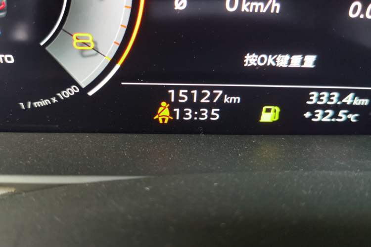 Used Audi A6L 2023 Revised 40 TFSI Luxury Dynamic Edition Odometer Close Up