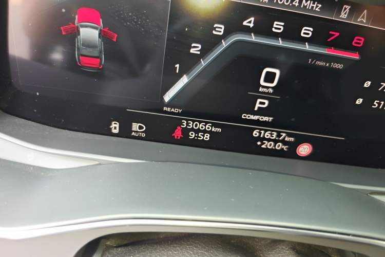 Used Audi A6L 2023 Revised 45 TFSI Prestige Dynamic Edition Odometer Close Up