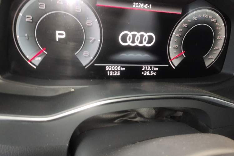 Used Audi A6L 2023 40 TFSI Luxury Dynamic Model Odometer Close Up