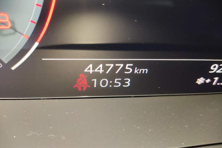 Used Audi A6L 2023 Revised Edition 45 TFSI quattro Prestige Dynamic Version Odometer Close Up