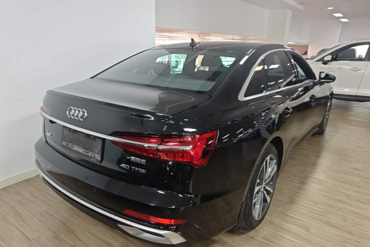 Used Audi A6L 2023 Revised 40 TFSI Luxury Dynamic Edition Rear Right 45 Deg