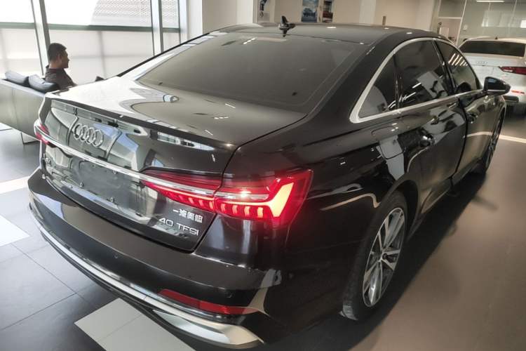 Used Audi A6L 2023 40 TFSI Luxury Dynamic Model Rear Right 45 Deg