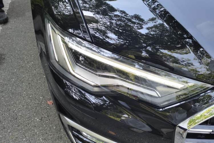 Used Audi A6L 2023 Revised Edition 45 TFSI quattro Prestige Dynamic Version Right Front Headlight