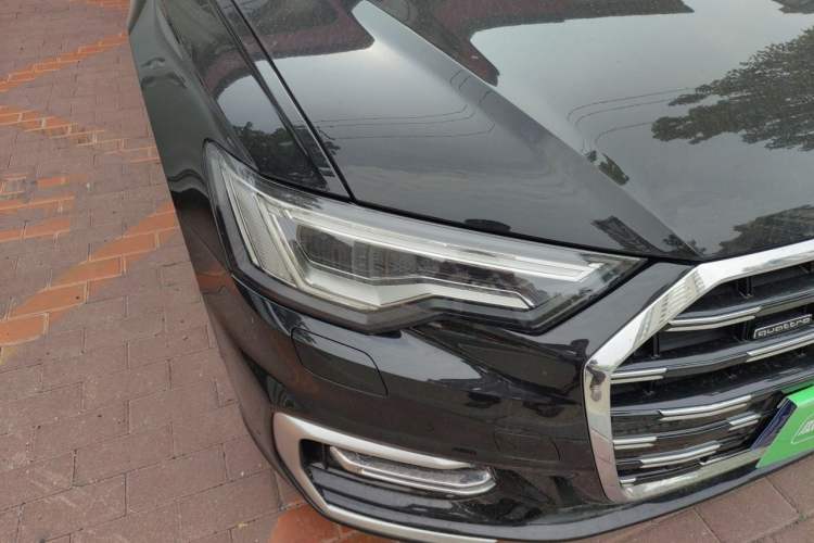 Used Audi A6L 2023 Revised Edition 45 TFSI quattro Prestige Dynamic Version Right Front Headlight