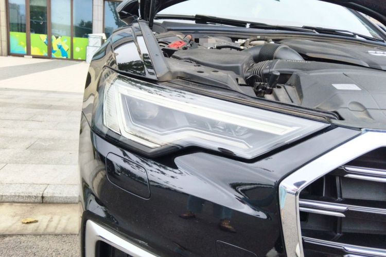 Used Audi A6L 2023 Updated 55 TFSI quattro Prestige Dynamic Edition Right Front Headlight