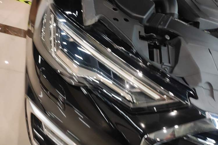 Used Audi A6L 2023 Revised Edition 45 TFSI quattro Prestige Dynamic Version Right Front Headlight
