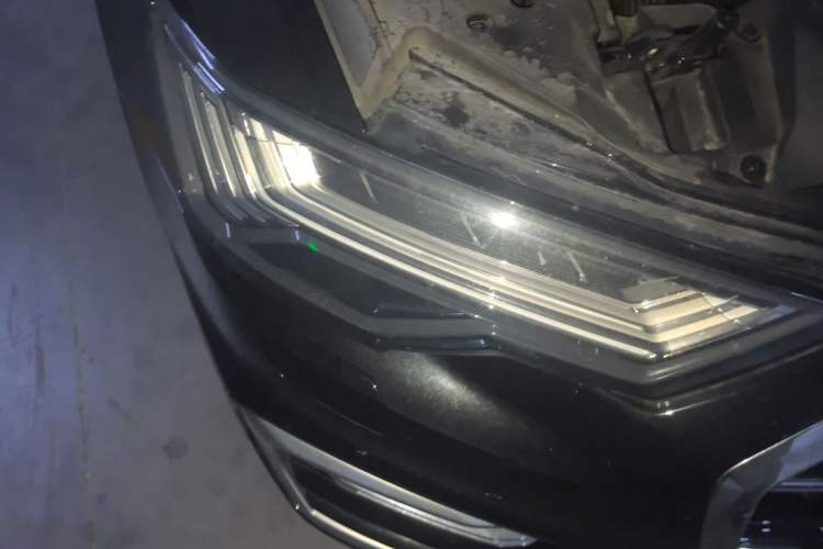 Used Audi A6L 2023 Revised Edition 45 TFSI quattro Prestige Dynamic Version Right Front Headlight
