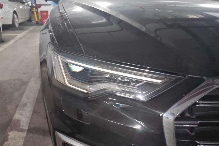 Used Audi A6L 2023 40 TFSI Luxury Dynamic Model Right Front Headlight