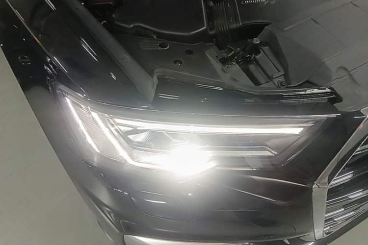 Used Audi A6L 2023 45 TFSI quattro Prestige Dynamic Edition Right Front Headlight