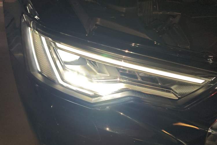Used Audi A6L 2023 Revised 40 TFSI Luxury Dynamic Edition Right Front Headlight
