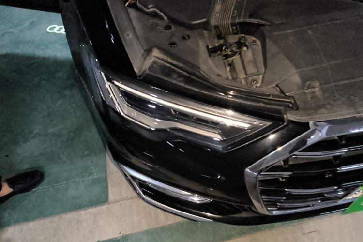 Used Audi A6L 2023 40 TFSI Luxury Dynamic Model Right Front Headlight