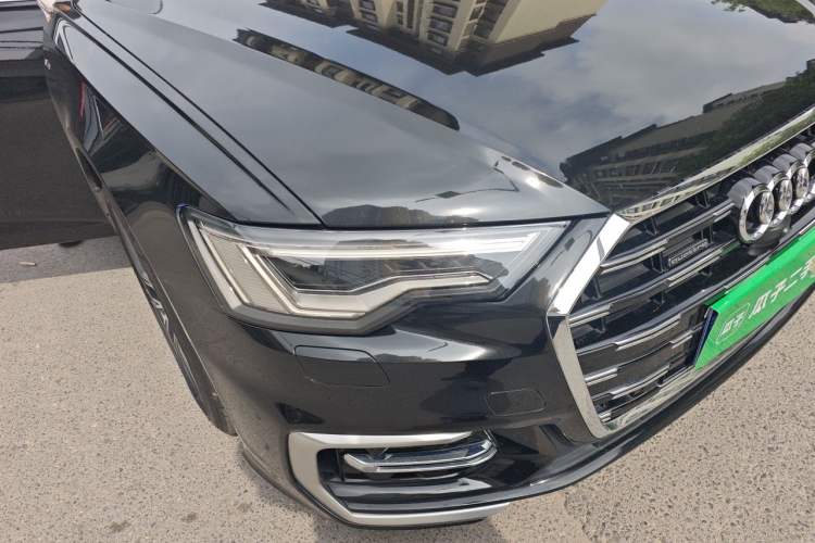 Used Audi A6L 2023 Revised Edition 45 TFSI quattro Prestige Dynamic Version Right Front Headlight