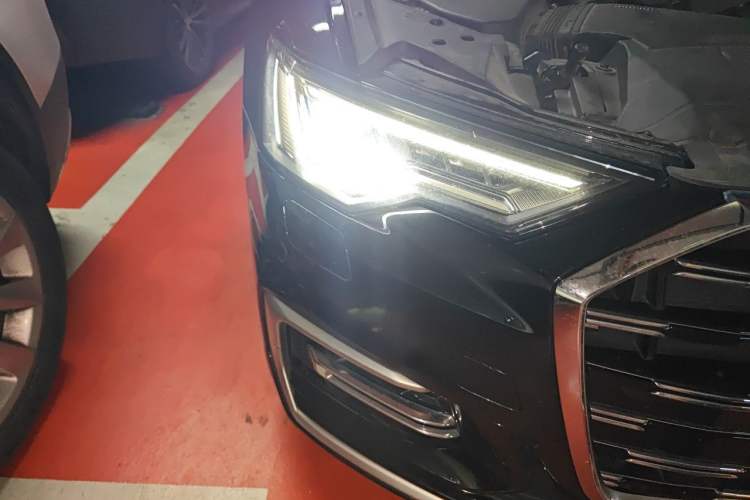 Used Audi A6L 2023 Revised 45 TFSI Prestige Dynamic Edition Right Front Headlight
