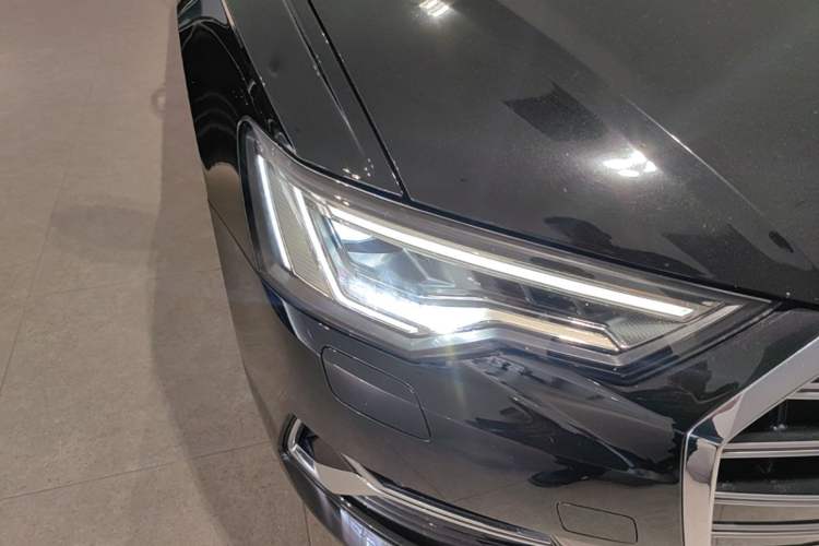 Used Audi A6L 2023 Revised 40 TFSI Luxury Prestige Edition Right Front Headlight