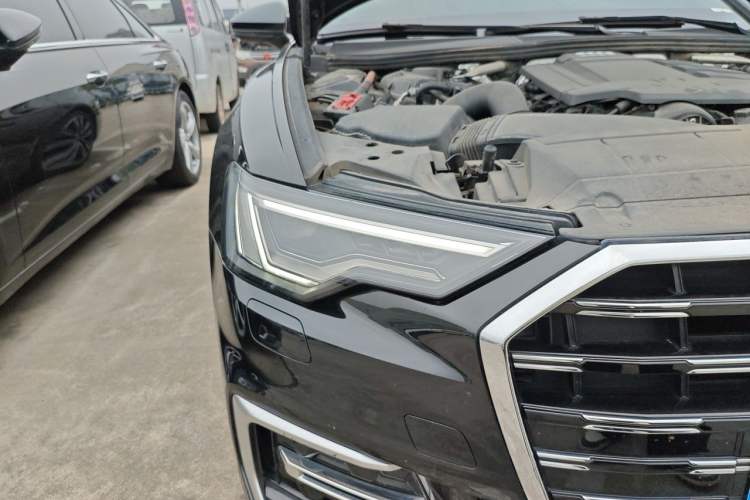 Used Audi A6L 2023 40 TFSI Luxury Dynamic Model Right Front Headlight