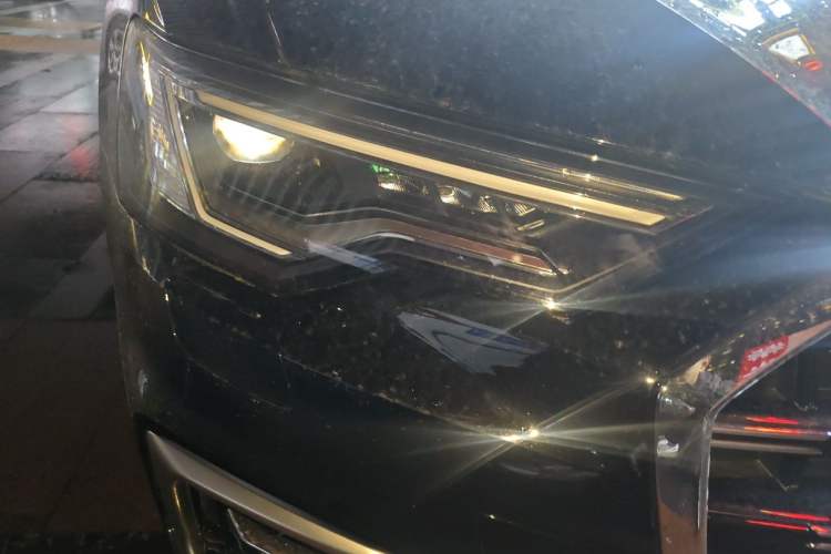 Used Audi A6L 2023 Revised Edition 45 TFSI quattro Prestige Dynamic Version Right Front Headlight