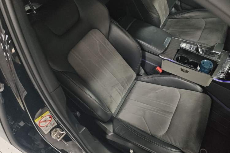 Used Audi A6L 2023 Revised Edition 45 TFSI quattro Prestige Dynamic Version Right Front Seat