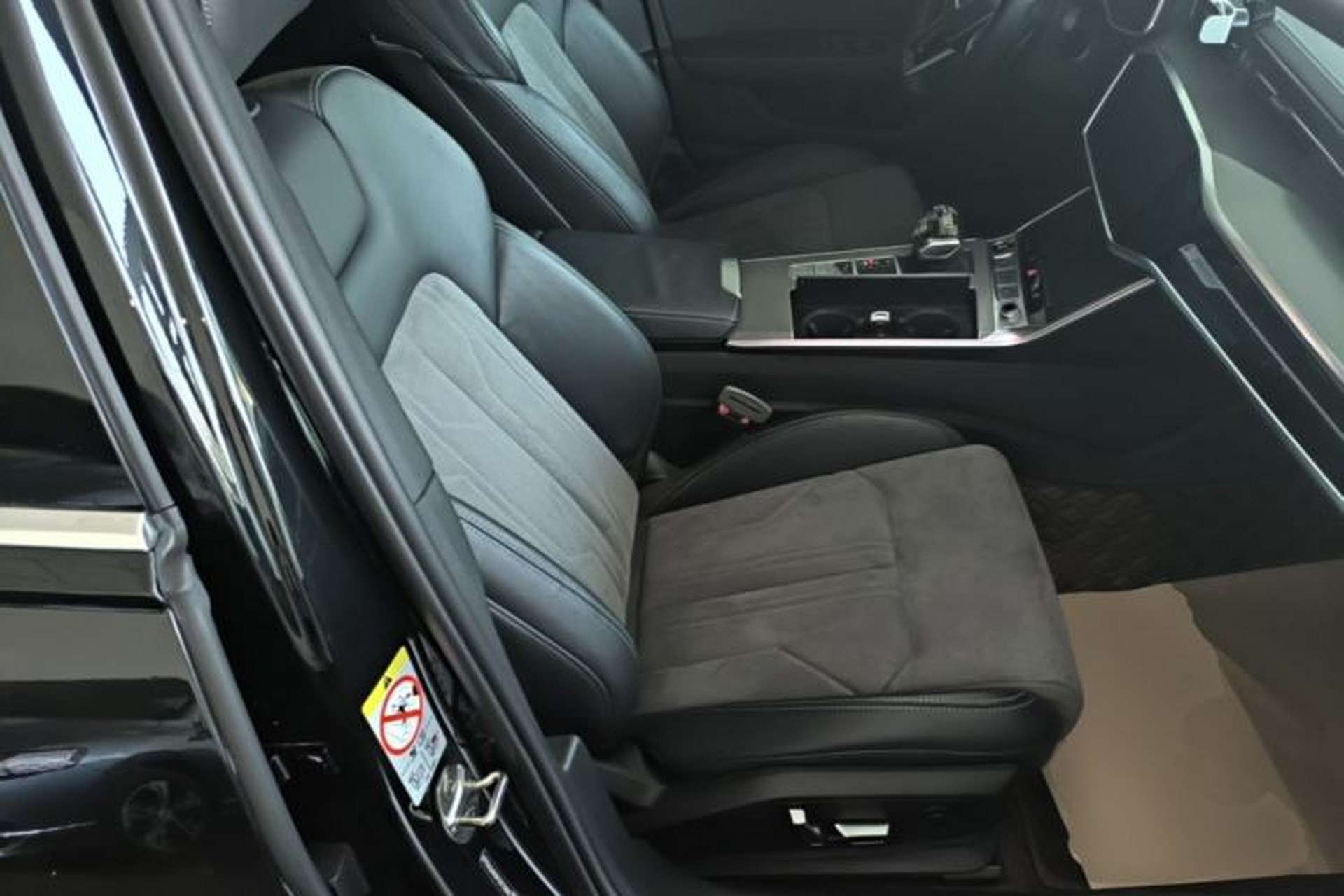 Used Audi A6L 2023 Revised 45 TFSI Prestige Dynamic Edition Right Front Seat