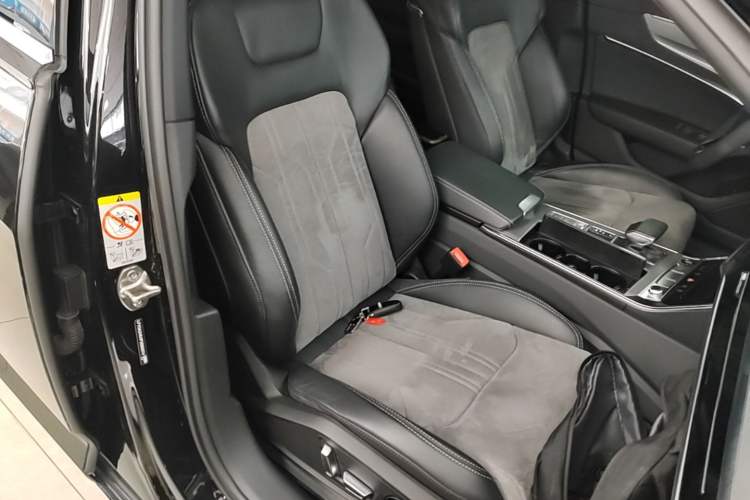 Used Audi A6L 2023 Revised 45 TFSI Prestige Dynamic Edition Right Front Seat