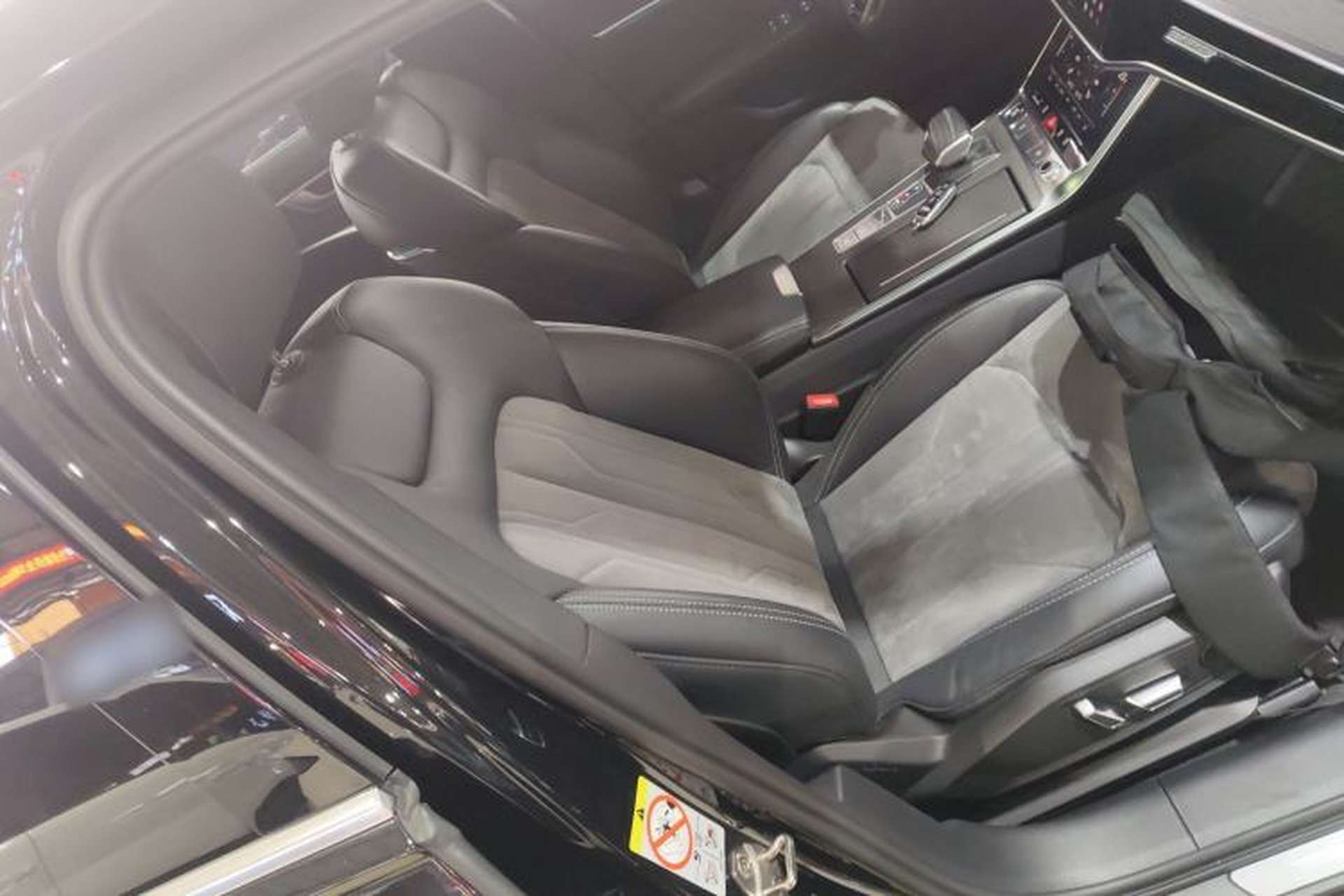 Used Audi A6L 2023 Revised Edition 45 TFSI quattro Prestige Dynamic Version Right Front Seat