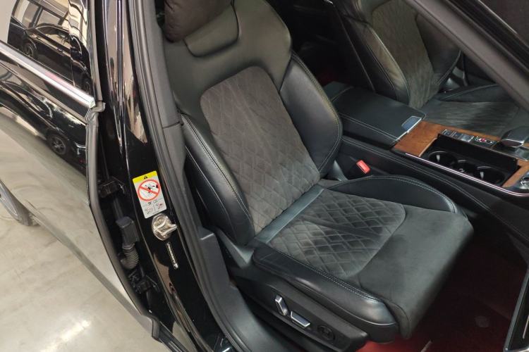 Used Audi A6L 2023 55 TFSI quattro Prestige Dynamic Edition Right Front Seat