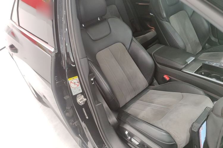 Used Audi A6L 2023 45 TFSI Prestige Dynamic Edition Right Front Seat