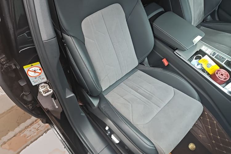 Used Audi A6L 2023 40 TFSI Luxury Dynamic Model Right Front Seat