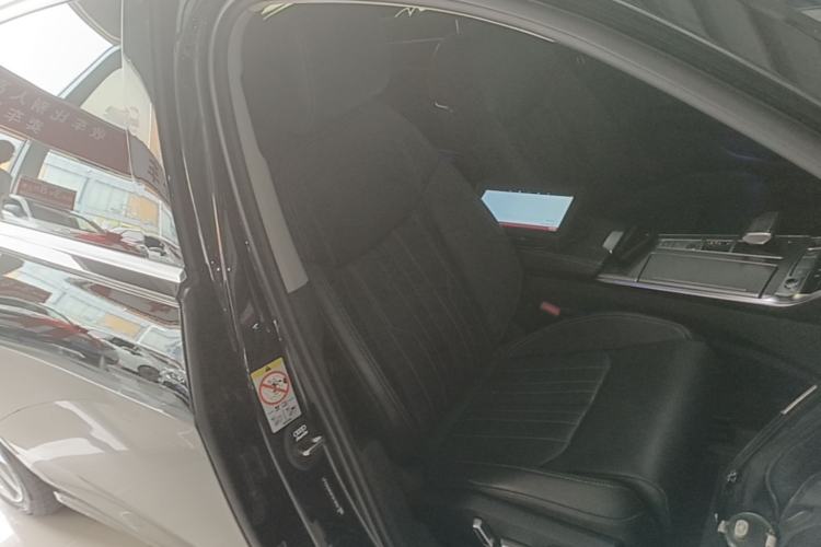 Used Audi A6L 2023 45 TFSI Prestige Dynamic Edition Right Front Seat