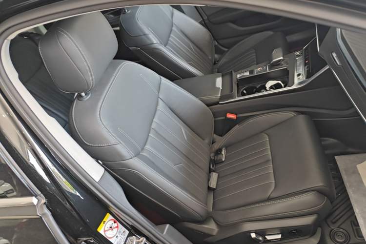 Used Audi A6L 2023 45 TFSI Prestige Elegant Edition Right Front Seat