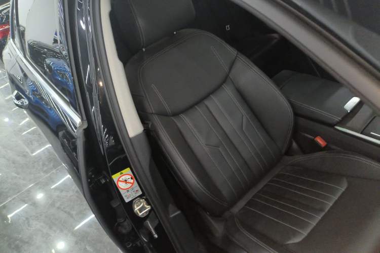 Used Audi A6L 2023 Revised 45 TFSI quattro Prestige Elegant Edition Right Front Seat