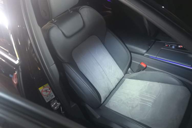 Used Audi A6L 2023 Revised 45 TFSI Prestige Dynamic Edition Right Front Seat
