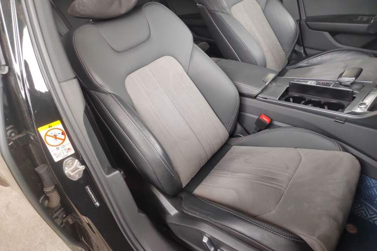 Used Audi A6L 2023 40 TFSI Luxury Dynamic Model Right Front Seat