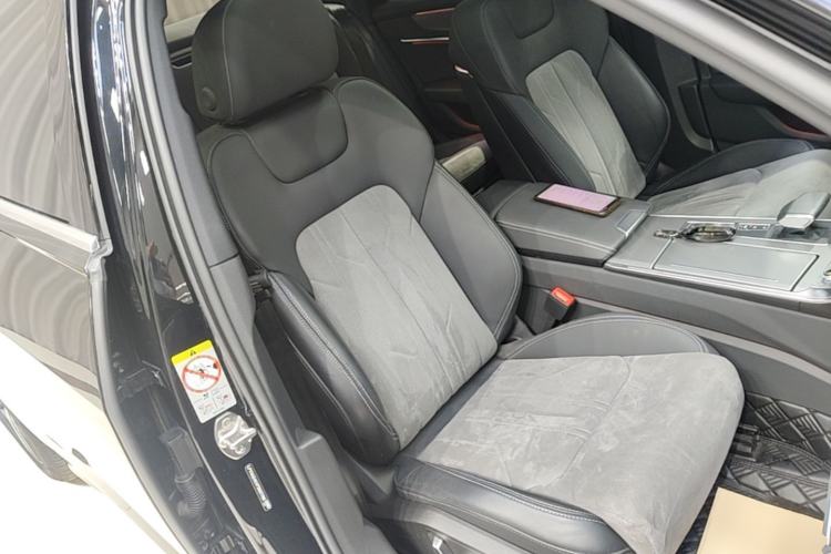Used Audi A6L 2023 Revised 40 TFSI Luxury Dynamic Edition Right Front Seat