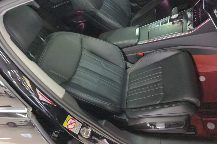 Used Audi A6L 2023 Revised 45 TFSI Prestige Elegant Edition Right Front Seat