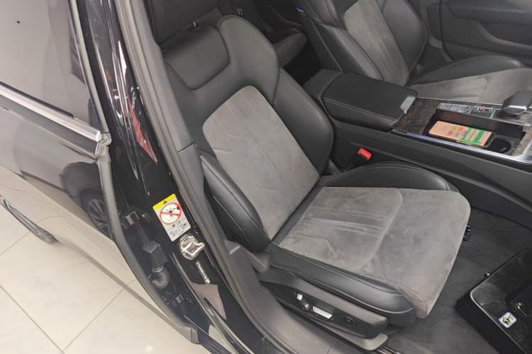 Used Audi A6L 2023 Revised 45 TFSI Prestige Dynamic Edition Right Front Seat