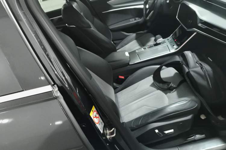 Used Audi A6L 2023 Revised 45 TFSI Prestige Dynamic Edition Right Front Seat