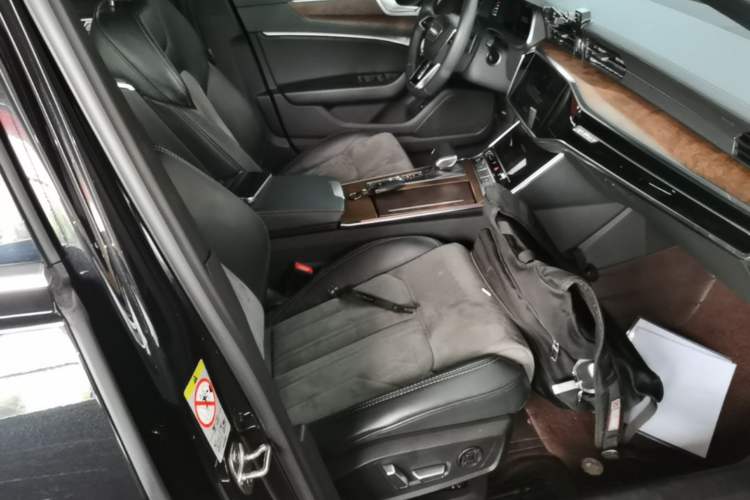 Used Audi A6L 2023 45 TFSI quattro Prestige Dynamic Edition Right Front Seat