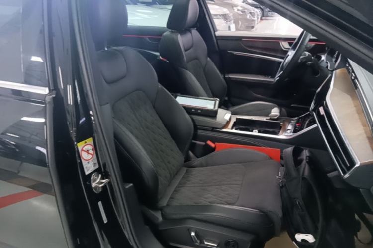 Used Audi A6L 2023 55 TFSI quattro Flagship Dynamic Edition Right Front Seat