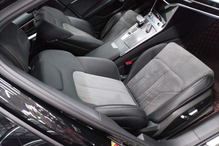 Used Audi A6L 2023 40 TFSI Luxury Dynamic Model Right Front Seat