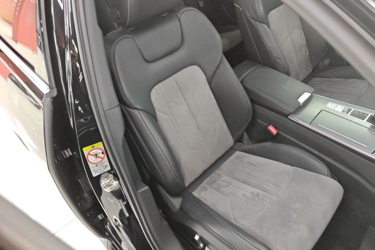 Used Audi A6L 2023 45 TFSI Prestige Dynamic Edition Right Front Seat