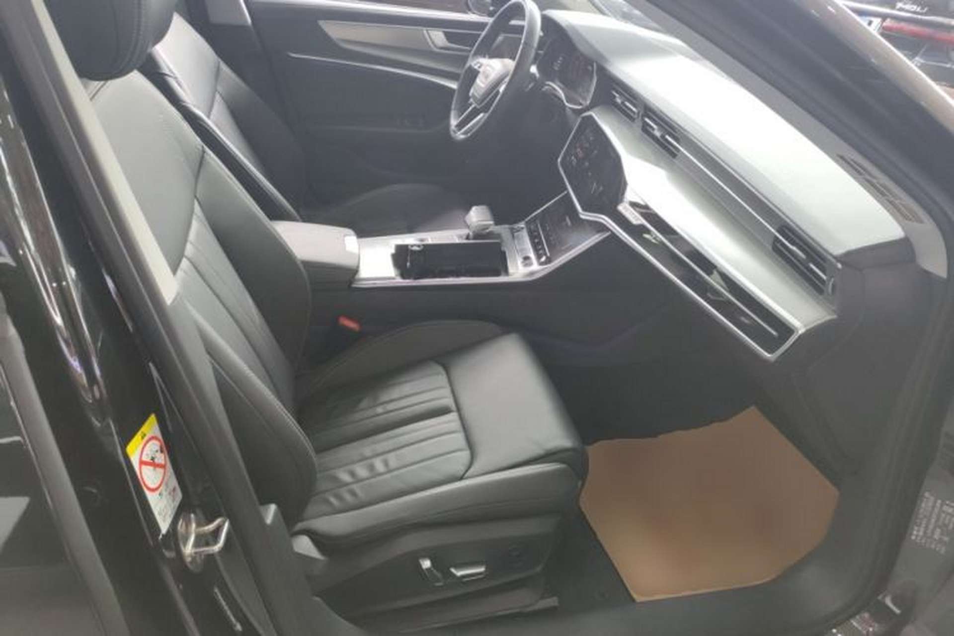 Used Audi A6L 2023 Revised 40 TFSI Luxury Prestige Edition Right Front Seat