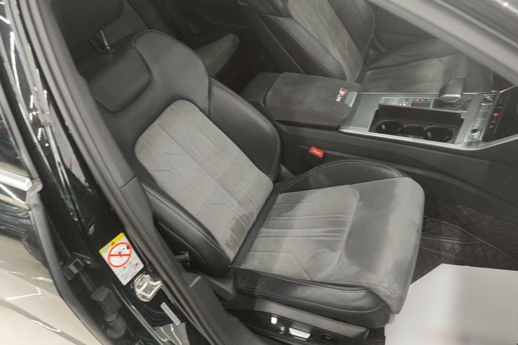 Used Audi A6L 2023 45 TFSI Prestige Dynamic Edition Right Front Seat