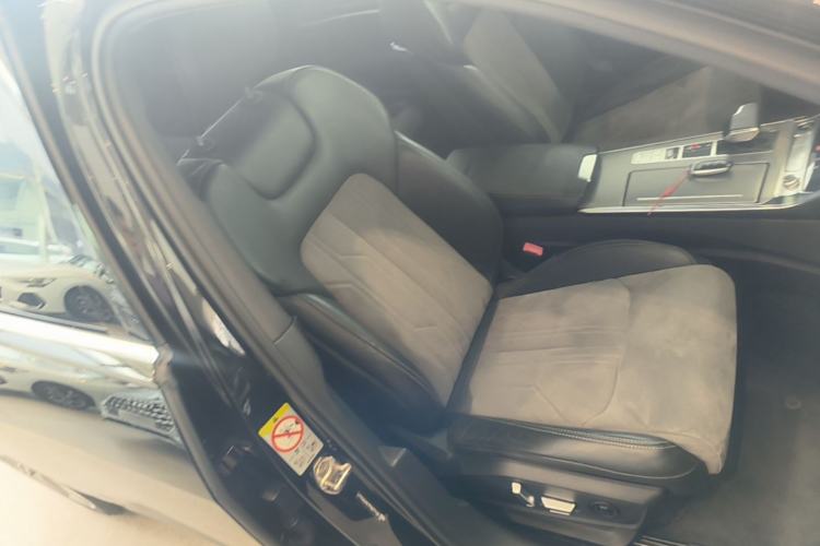 Used Audi A6L 2023 Revised 45 TFSI Prestige Dynamic Edition Right Front Seat