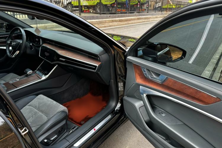 Used Audi A6L 2023 45 TFSI quattro Prestige Dynamic Edition Right Front Seat